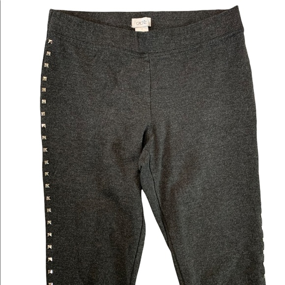 Cache Dark Gray Toreador Leggings Size Medium - Picture 10 of 11